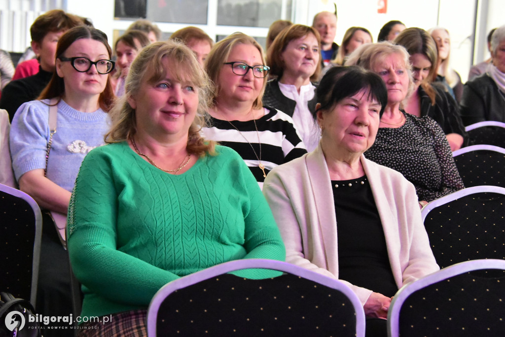 Wielka premiera w Potoku Górnym. Gminny Dzień Kobiet w nowej hali