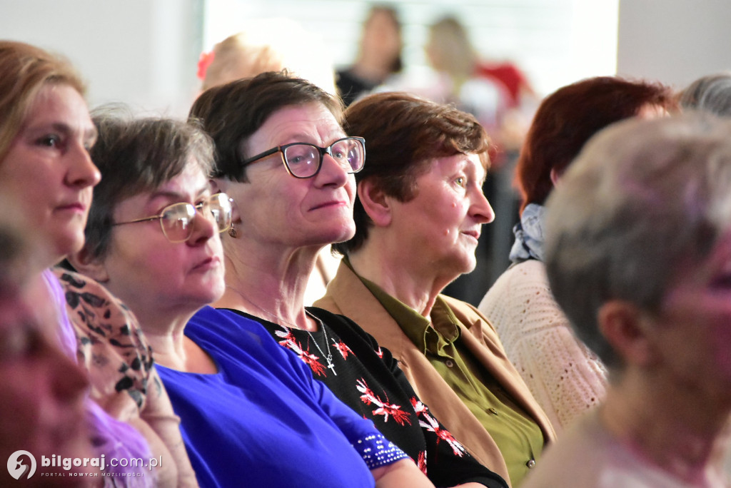 Wielka premiera w Potoku Górnym. Gminny Dzień Kobiet w nowej hali