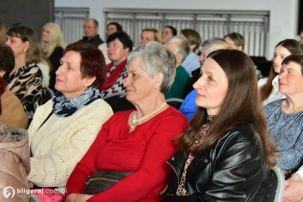 Wielka premiera w Potoku Górnym. Gminny Dzień Kobiet w nowej hali