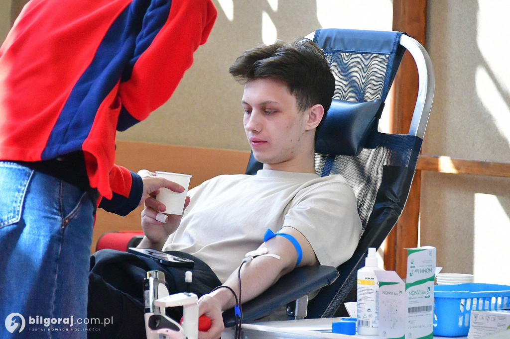 Elektryk naładowany pomaganiem. 72 osoby oddały krew w biłgorajskim RCEZ