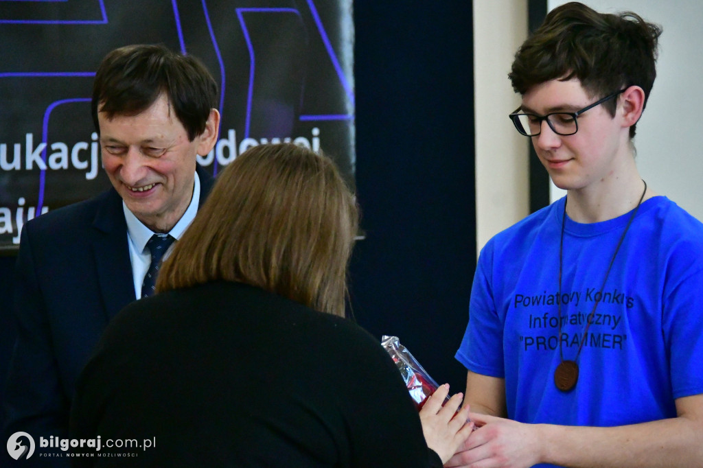 Architekci cyfrowej przyszłości. Relacja z finału powiatowych zmagań informatyczny