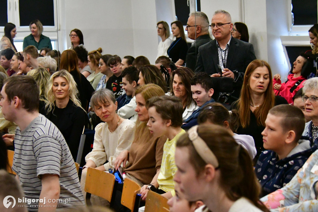 Obchody Dnia Kobiet w Zespole Szkół Specjalnych