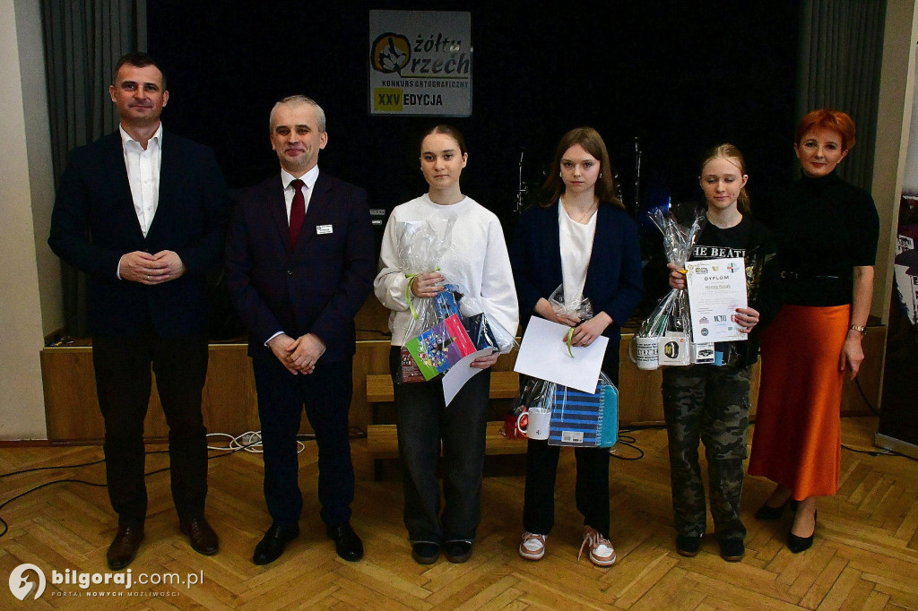 Ortograficzny „orzech” do zgryzienia. 25 lat tradycji dyktanda w RCEZ