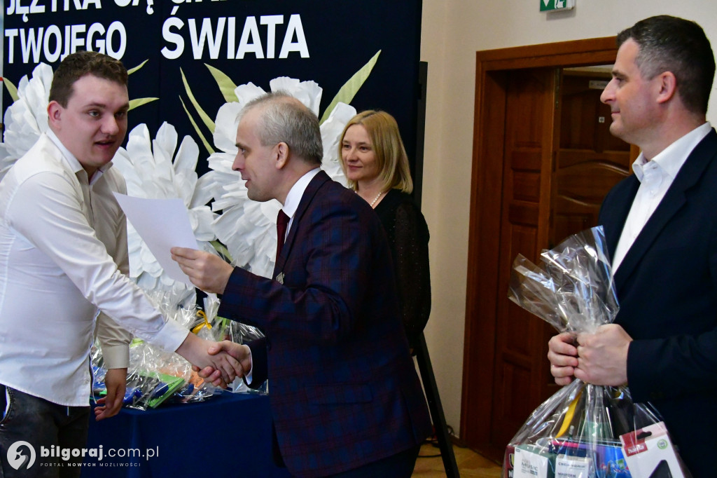 Ortograficzny „orzech” do zgryzienia. 25 lat tradycji dyktanda w RCEZ