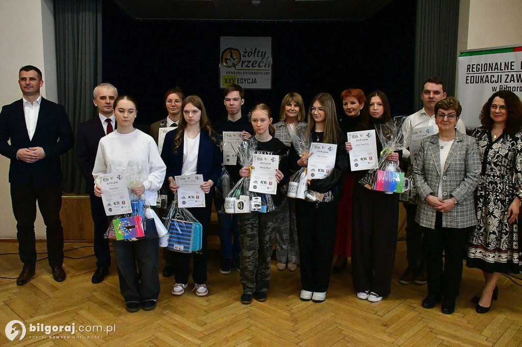 Ortograficzny „orzech” do zgryzienia. 25 lat tradycji dyktanda w RCEZ