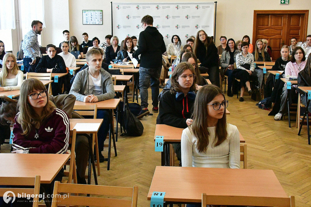 Ortograficzny „orzech” do zgryzienia. 25 lat tradycji dyktanda w RCEZ