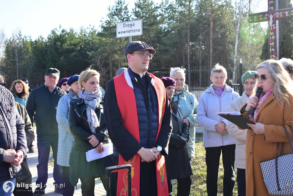 Relacja z Drogi Krzyżowej w Korczowie