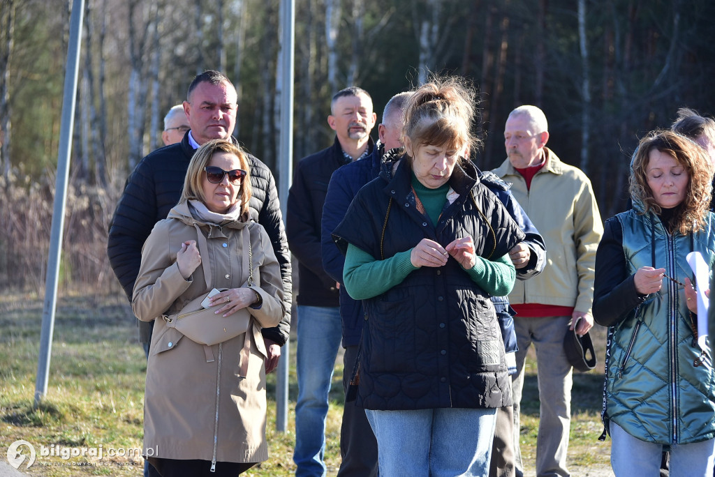Relacja z Drogi Krzyżowej w Korczowie