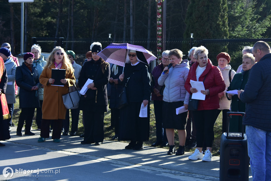 Relacja z Drogi Krzyżowej w Korczowie