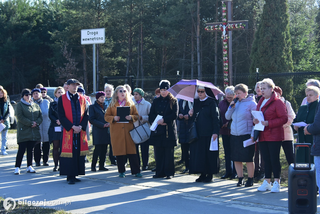 Relacja z Drogi Krzyżowej w Korczowie