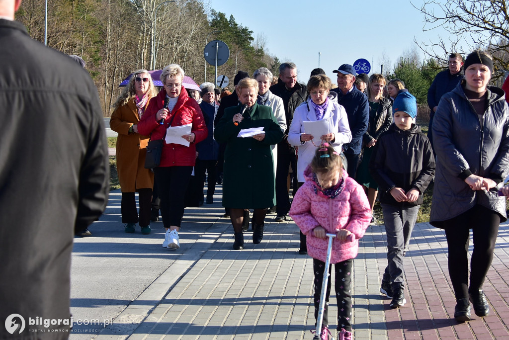 Relacja z Drogi Krzyżowej w Korczowie