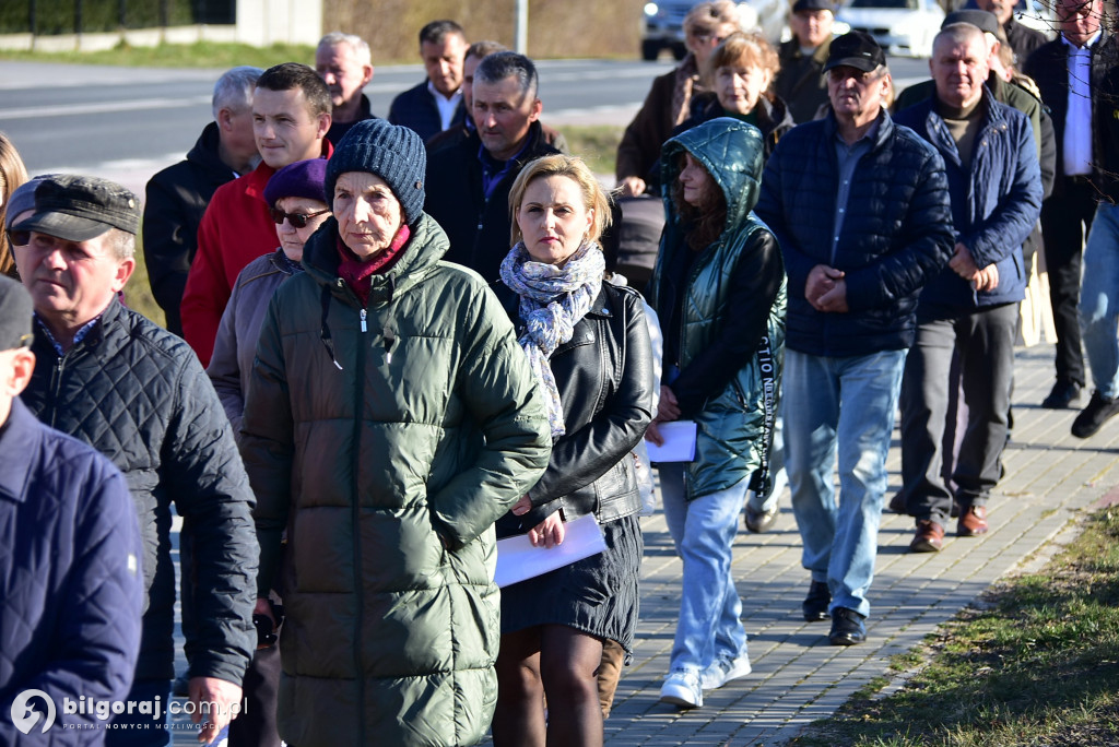 Relacja z Drogi Krzyżowej w Korczowie