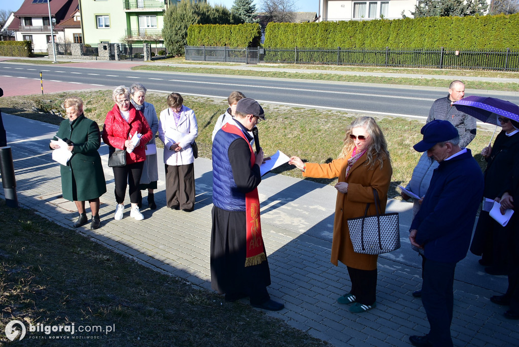 Relacja z Drogi Krzyżowej w Korczowie