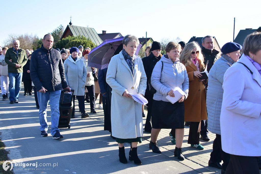 Relacja z Drogi Krzyżowej w Korczowie