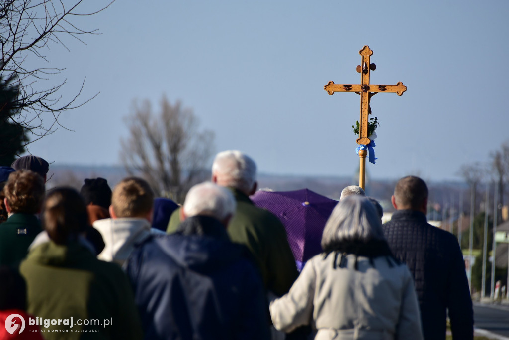 Relacja z Drogi Krzyżowej w Korczowie