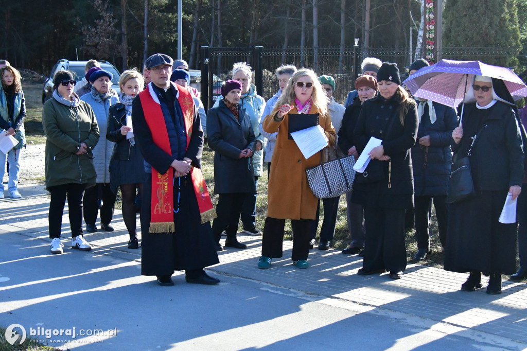 Relacja z Drogi Krzyżowej w Korczowie