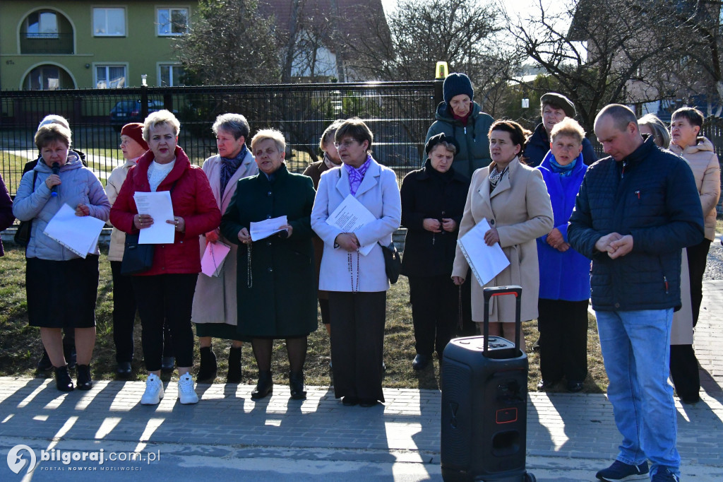 Relacja z Drogi Krzyżowej w Korczowie