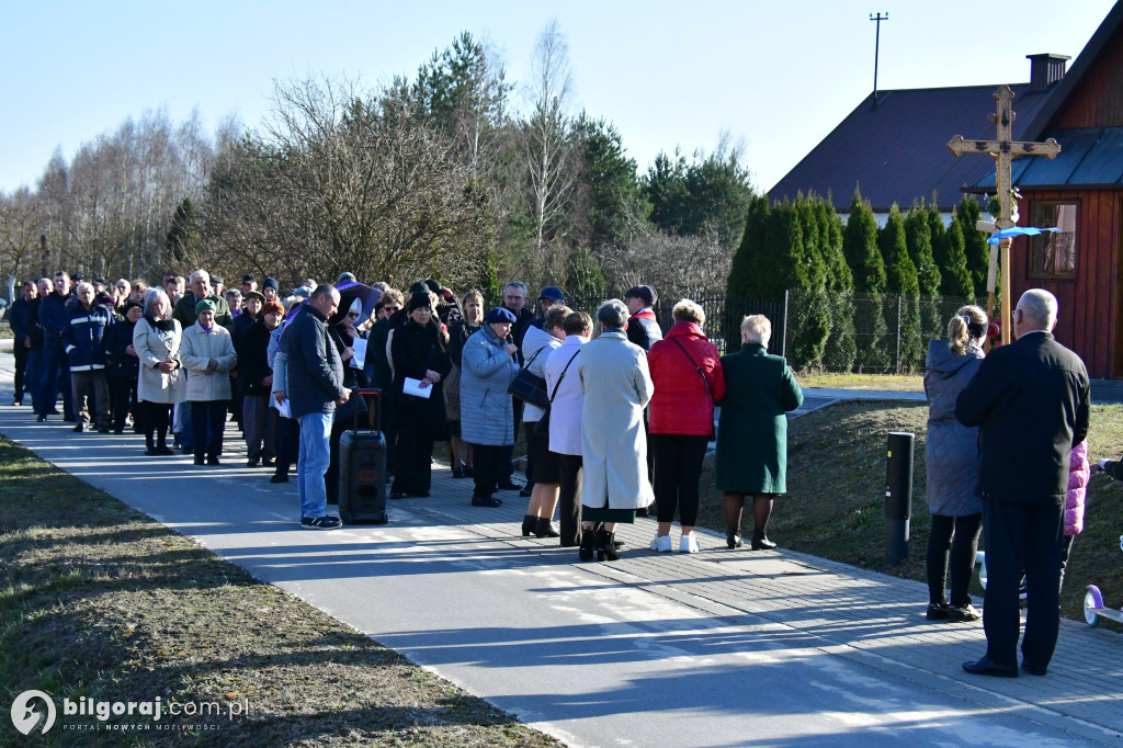 Relacja z Drogi Krzyżowej w Korczowie
