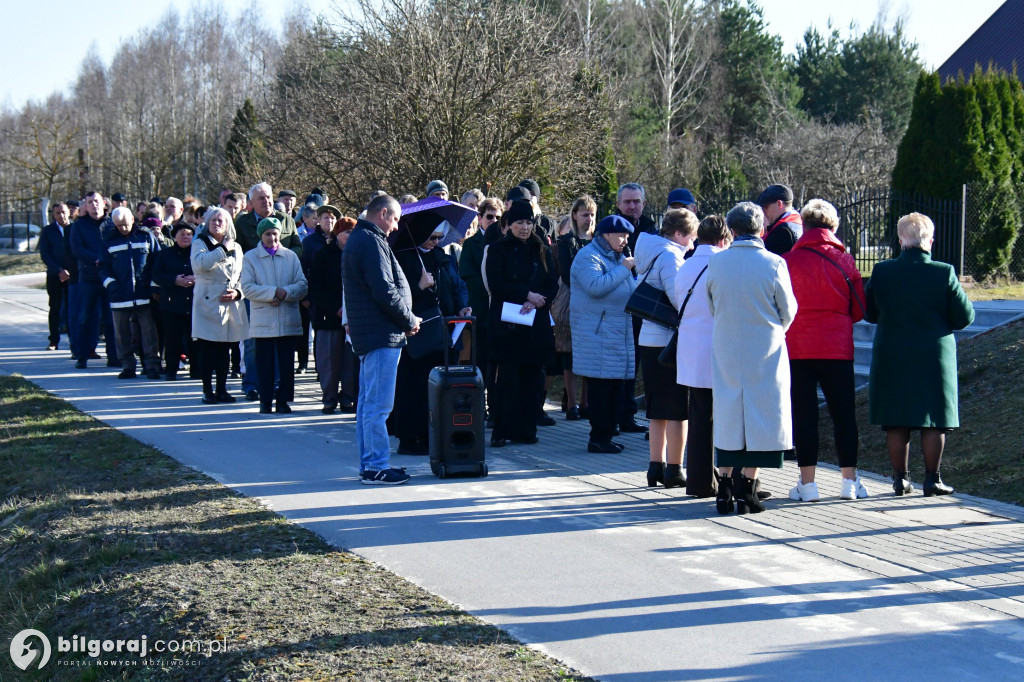 Relacja z Drogi Krzyżowej w Korczowie
