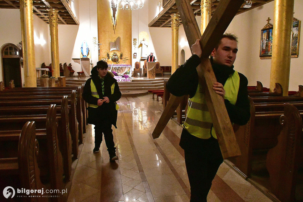 Biłgoraj. III Skautowa Droga Krzyżowa