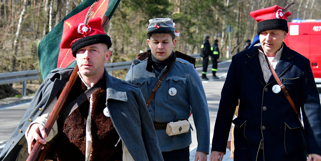 Śladami bohaterów 1863 roku. Relacja z V Rajdu Powstańczego Naklik - Łazory