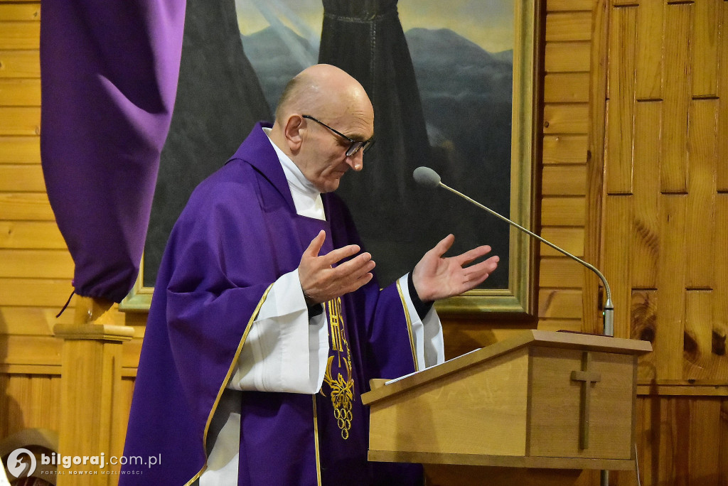 IV Harcerska Droga Krzyżowa z parafii św. Apostołów Piotra i Pawła