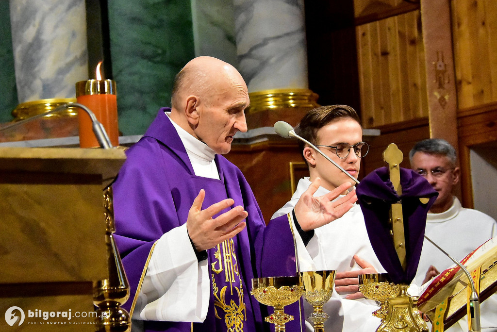 IV Harcerska Droga Krzyżowa z parafii św. Apostołów Piotra i Pawła