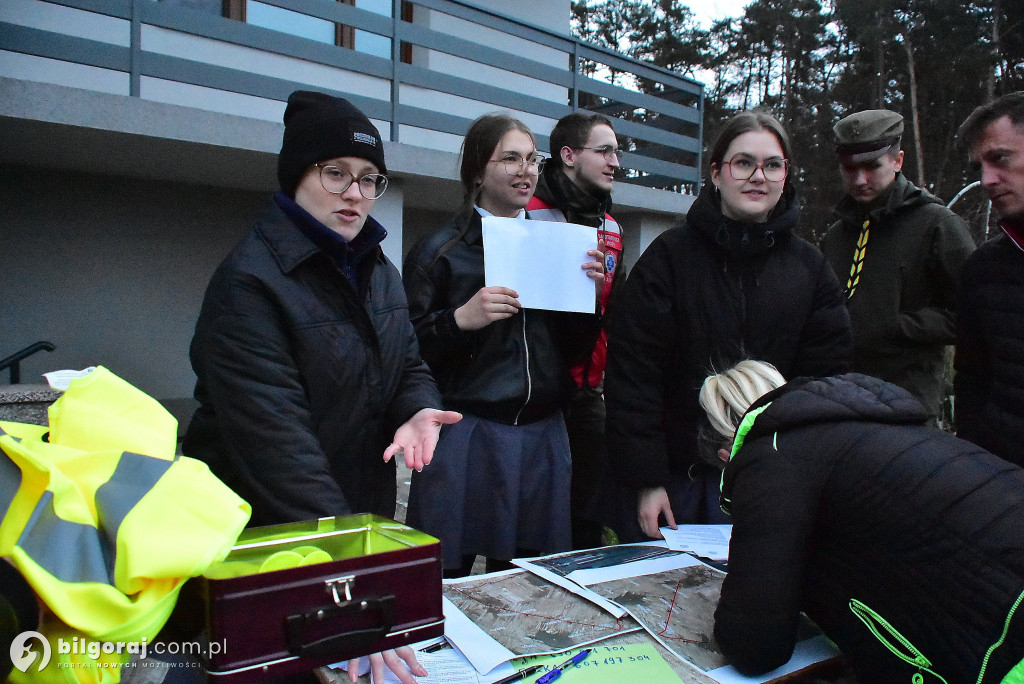 IV Harcerska Droga Krzyżowa z parafii św. Apostołów Piotra i Pawła