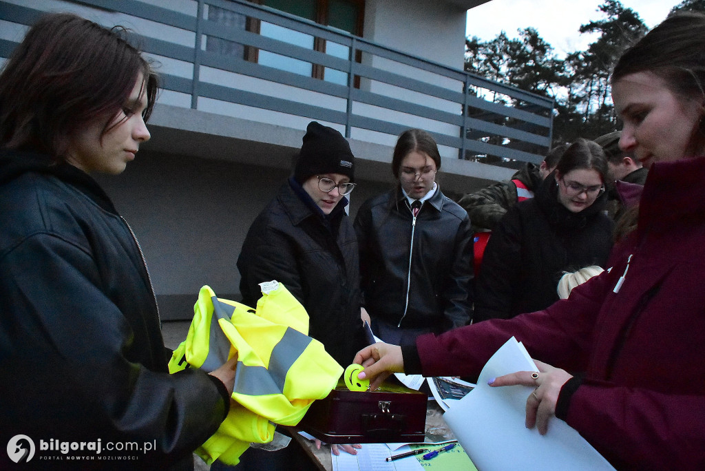 IV Harcerska Droga Krzyżowa z parafii św. Apostołów Piotra i Pawła