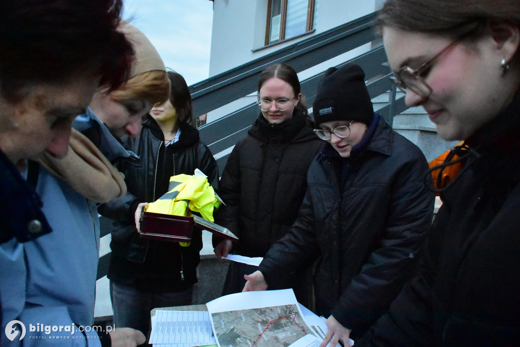 IV Harcerska Droga Krzyżowa z parafii św. Apostołów Piotra i Pawła