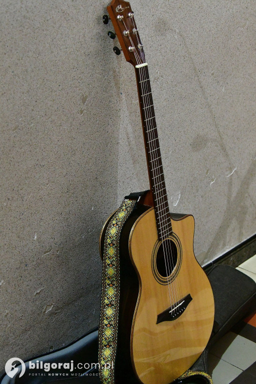 Ekstremalne wyzwanie wiary. Kilkaset osób wyruszyło z Biłgoraja na nocny szlak EDK