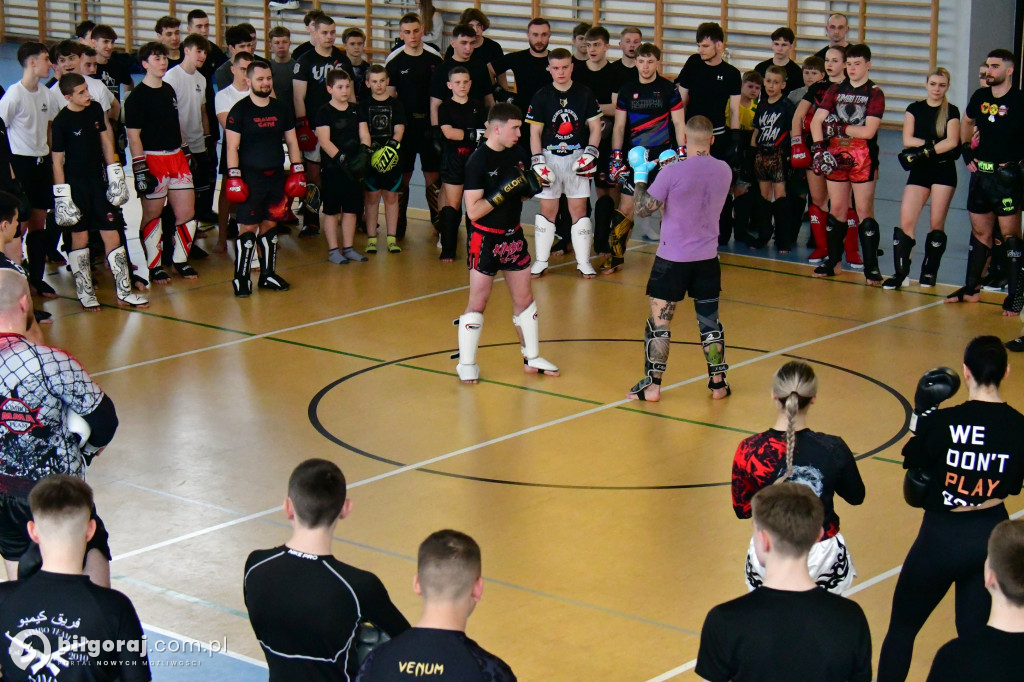 „Polski Zombi” na hali ZSBiO. Lekcja kickboxingu od legendy sportów walki