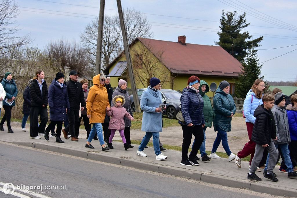 Śladami cierpienia i nadziei. Relacja z nabożeństwa pasyjnego w Soli