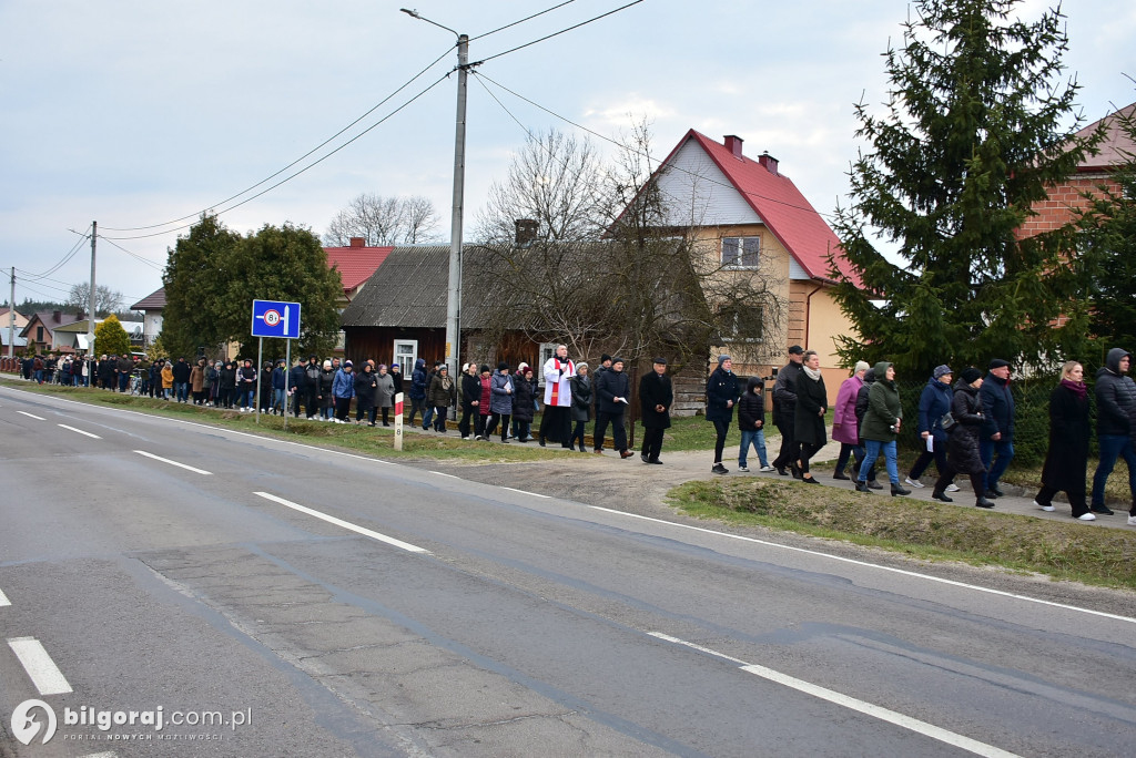 Śladami cierpienia i nadziei. Relacja z nabożeństwa pasyjnego w Soli