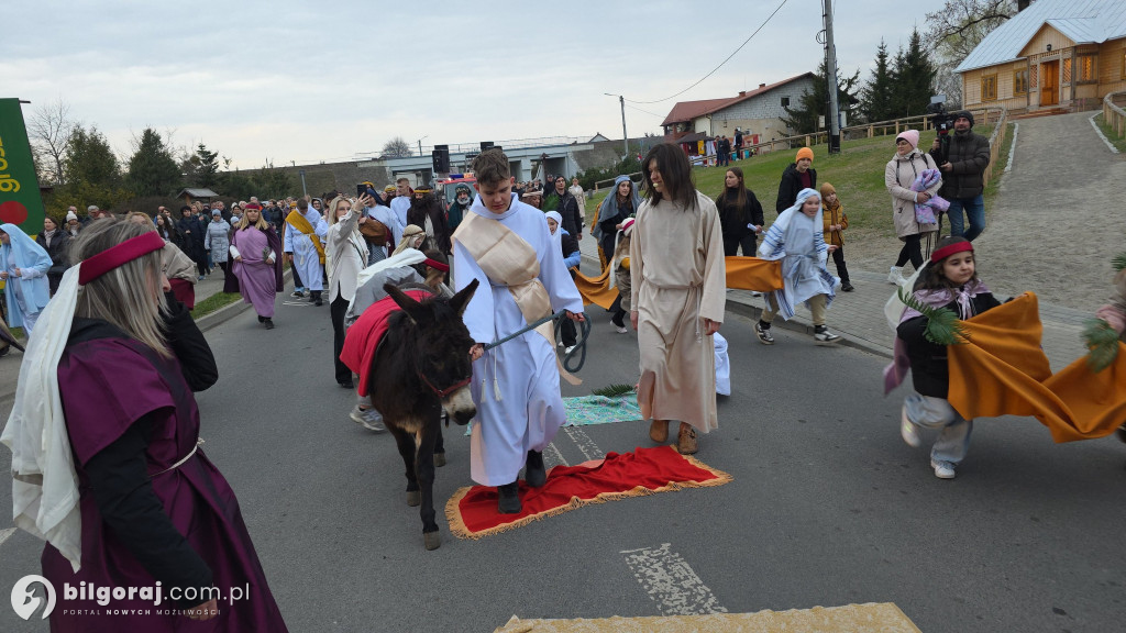 Misterium, które kruszy serca. Wielka inscenizacja religijna w Tereszpolu