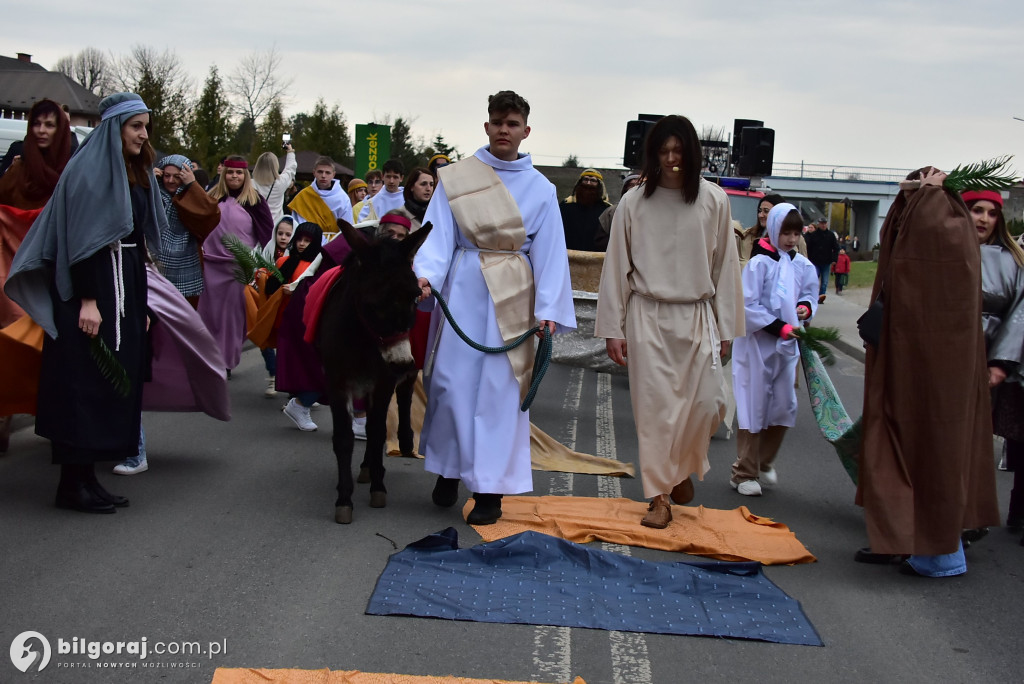Misterium, które kruszy serca. Wielka inscenizacja religijna w Tereszpolu