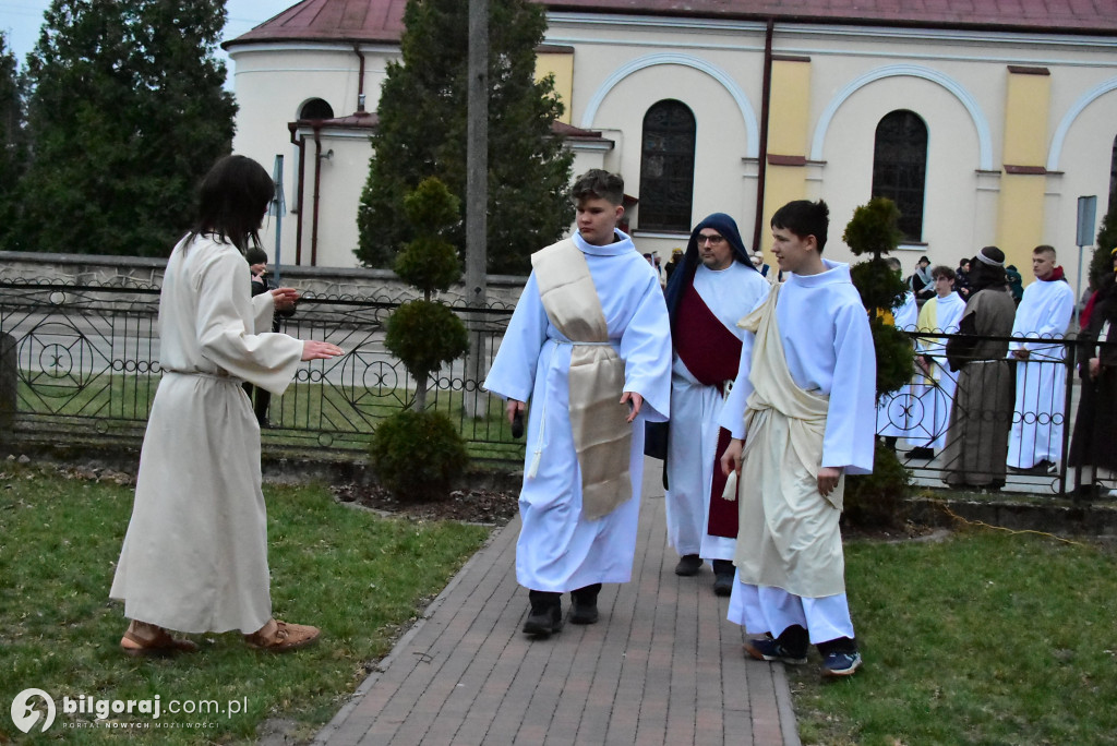 Misterium, które kruszy serca. Wielka inscenizacja religijna w Tereszpolu