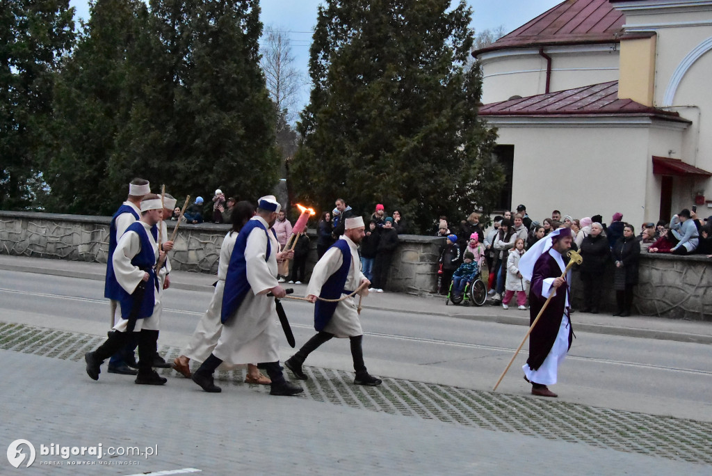Misterium, które kruszy serca. Wielka inscenizacja religijna w Tereszpolu