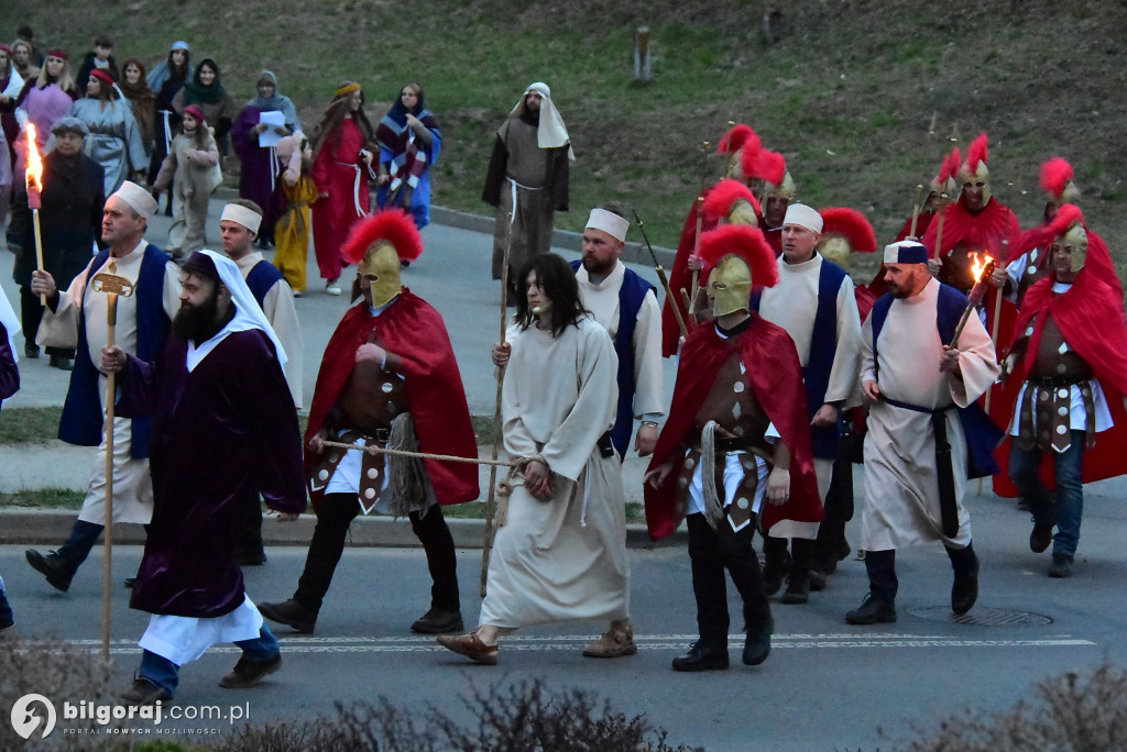 Misterium, które kruszy serca. Wielka inscenizacja religijna w Tereszpolu