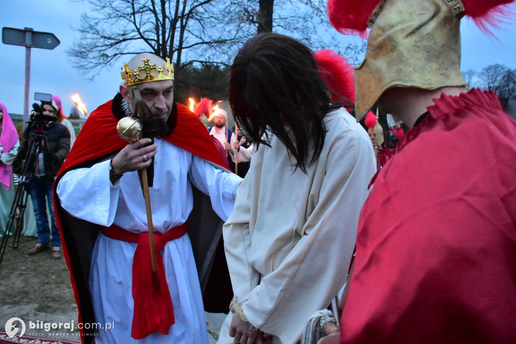 Misterium, które kruszy serca. Wielka inscenizacja religijna w Tereszpolu