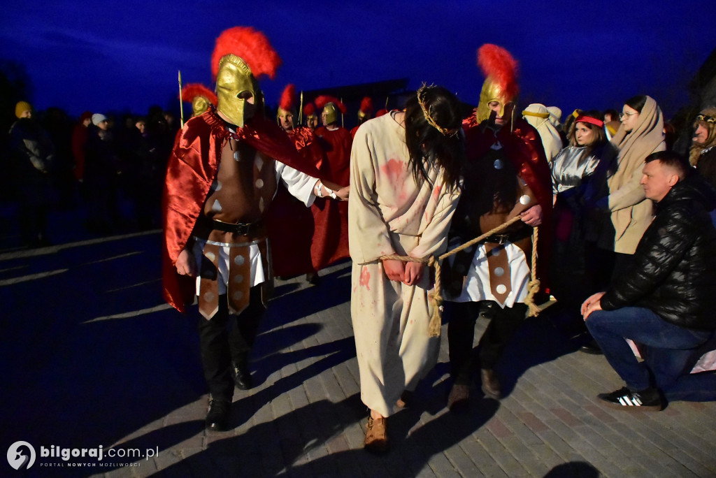 Misterium, które kruszy serca. Wielka inscenizacja religijna w Tereszpolu