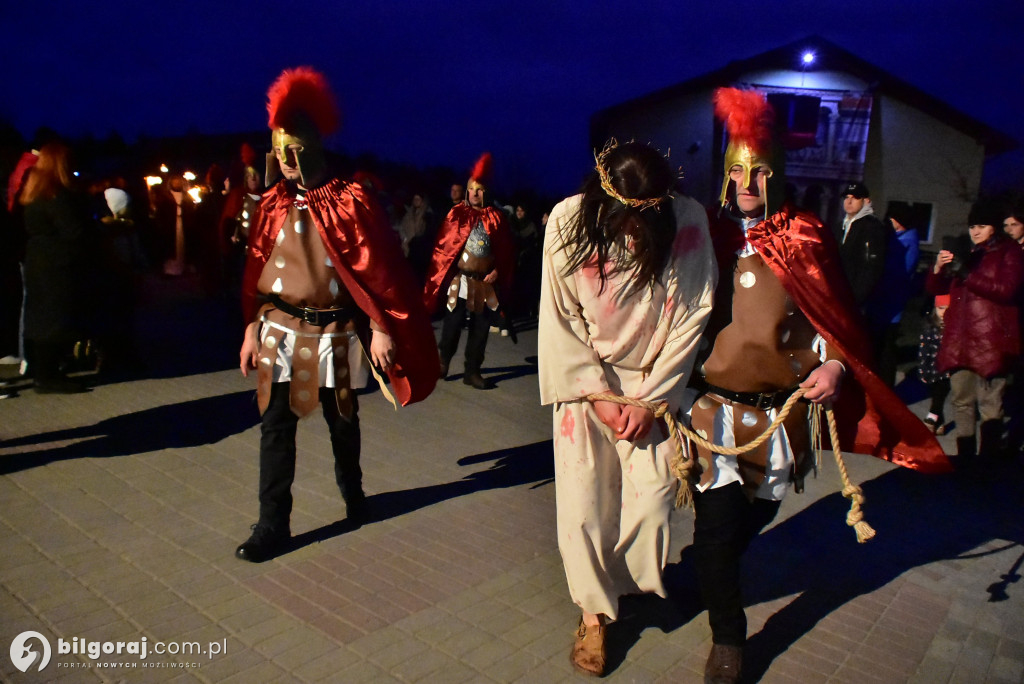 Misterium, które kruszy serca. Wielka inscenizacja religijna w Tereszpolu