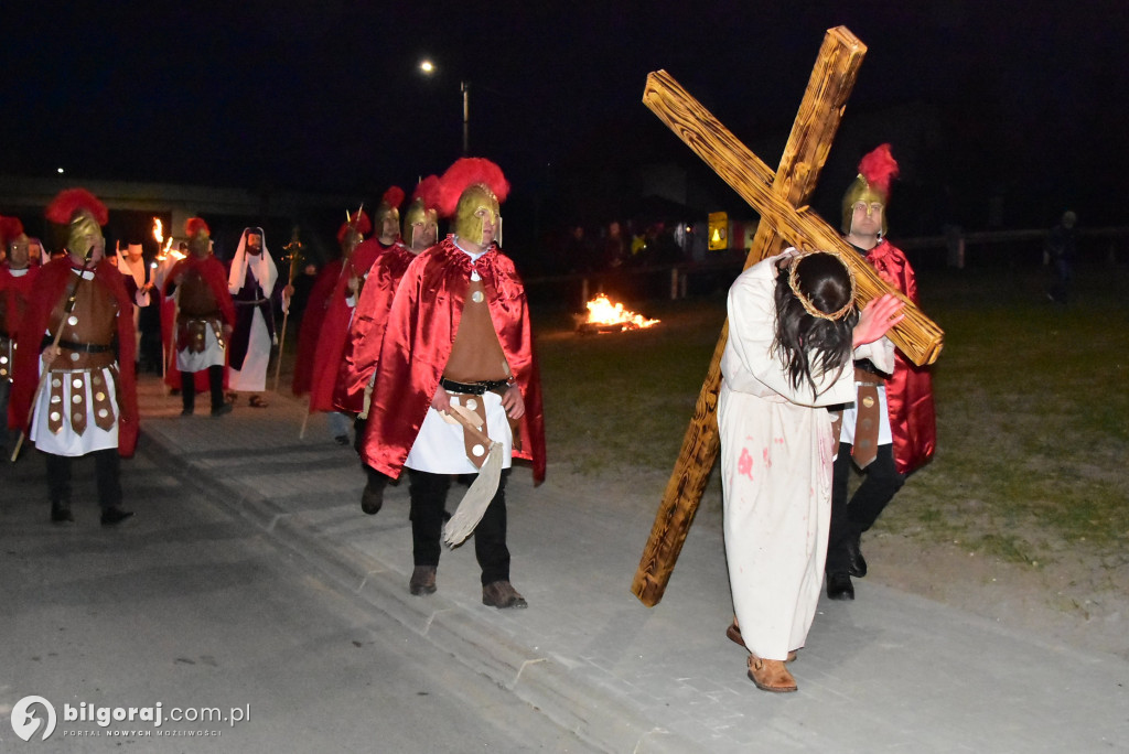 Misterium, które kruszy serca. Wielka inscenizacja religijna w Tereszpolu