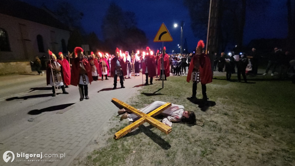 Misterium, które kruszy serca. Wielka inscenizacja religijna w Tereszpolu