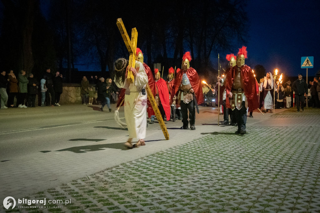 Misterium, które kruszy serca. Wielka inscenizacja religijna w Tereszpolu