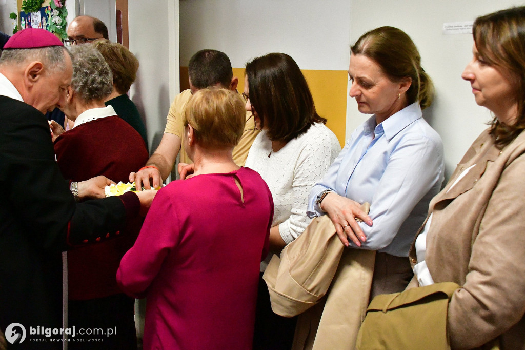 Wielkanocna radość w WTZ Biszcza. Lekcja pokory i serca od osób niepełnosprawnych