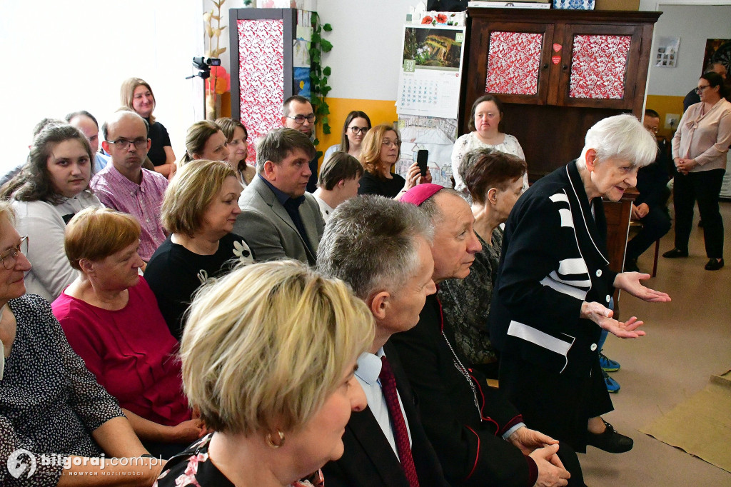 Wielkanocna radość w WTZ Biszcza. Lekcja pokory i serca od osób niepełnosprawnych