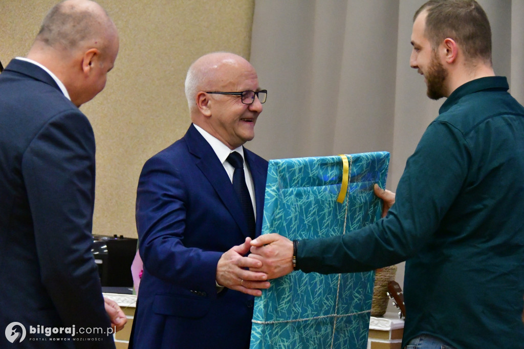 Koniec pewnej epoki. Marian Łosiewicz odchodzi na emeryturę po 36 latach w Wiosce SOS