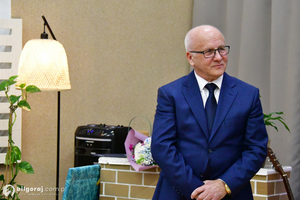 Koniec pewnej epoki. Marian Łosiewicz odchodzi na emeryturę po 36 latach w Wiosce SOS