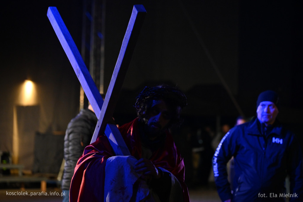 Misterium w Biłgoraju już jutro! Aktorzy i technicy dopięli wszystko na ostatni guzik